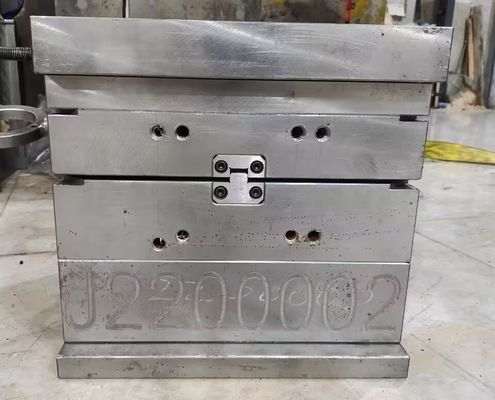 H13 P12 1.2378 خدمات قالب گیری پلاستیک سفارشی قالب گیری تزریقی دقیق 500 هزار عکس